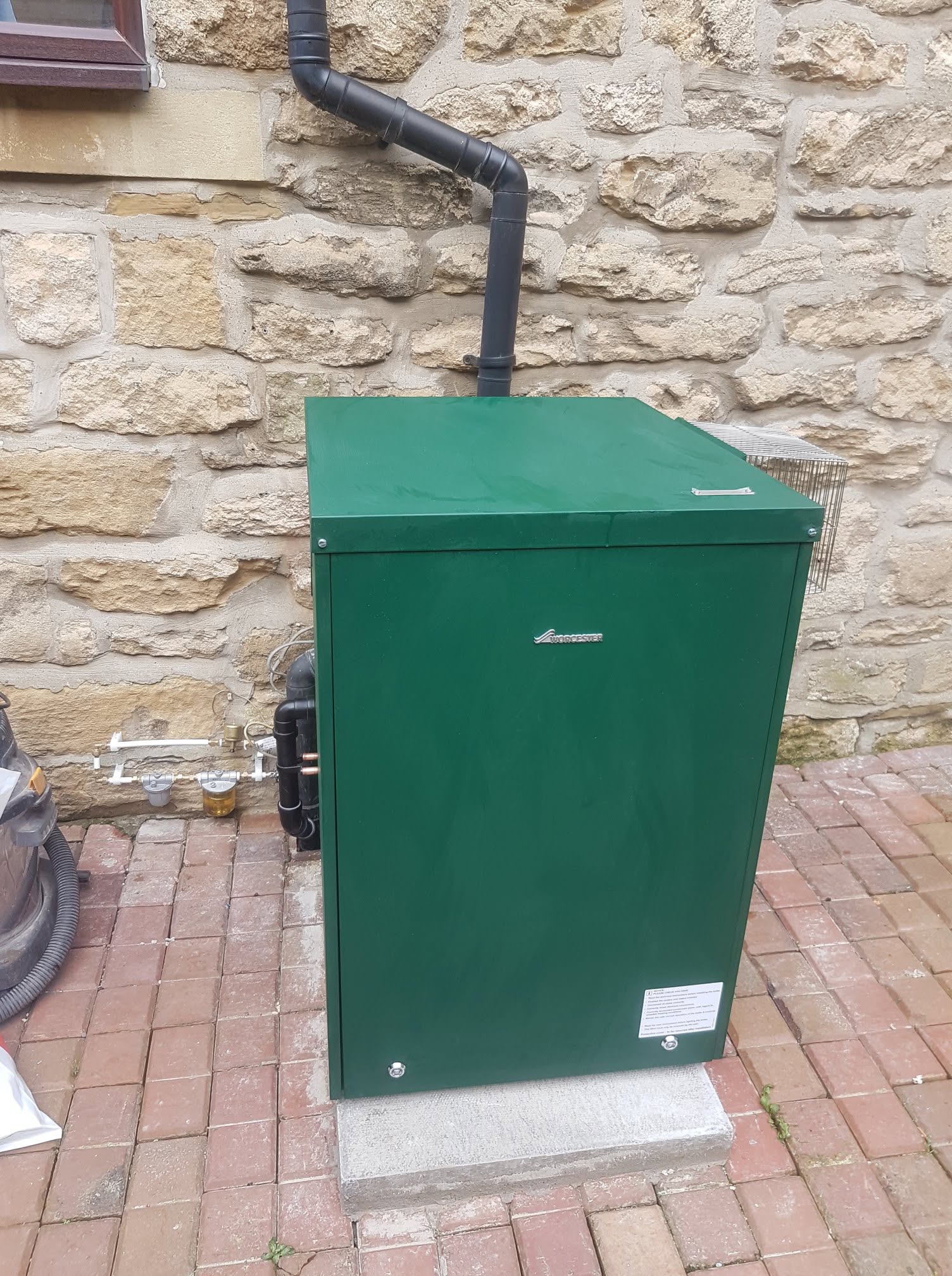 External Worcester oil boiler installation